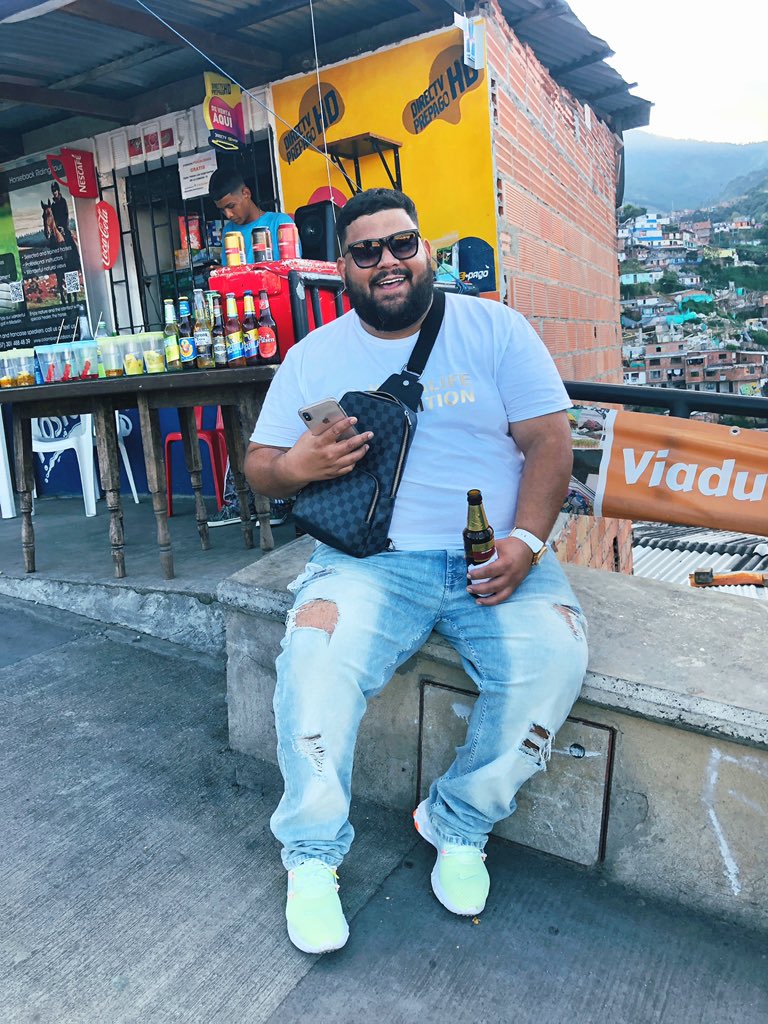 RUFFPR's tweet photo. Agradecido y feliz 🎡🎢 #retiroherbalife https://t.co/8btLivapVx
