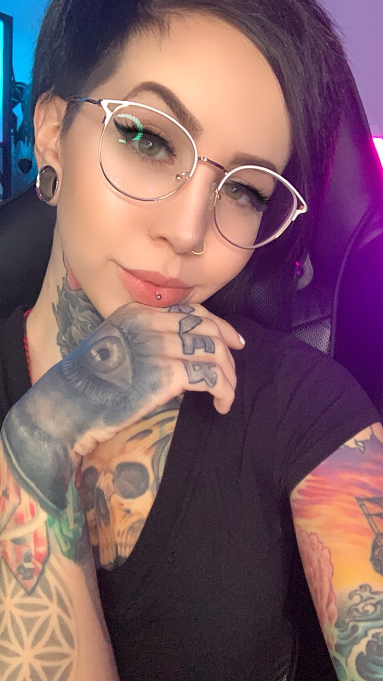 Tatted on Twitter: "The last time I wore glasses on stream was probably