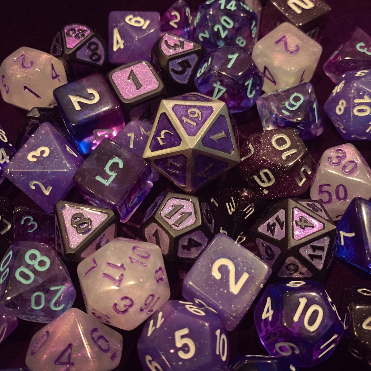 Jess_Dempsey's tweet photo. My #dice are definitely #PAXunplugged friendly 💜 #dnd #ttrpg #d20 

@dieharddice, @GioLasar, #hddice and #chessex https://t.co/4knfrCfTXV