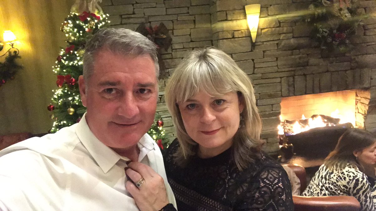 JimGurney4's tweet photo. @PaulBrownEFC @PhilGrey5 having a good Saturday night #family wedding thank you #EFC @EvertonBlueArmy #TheDunc https://t.co/ZfTEwMkDj0