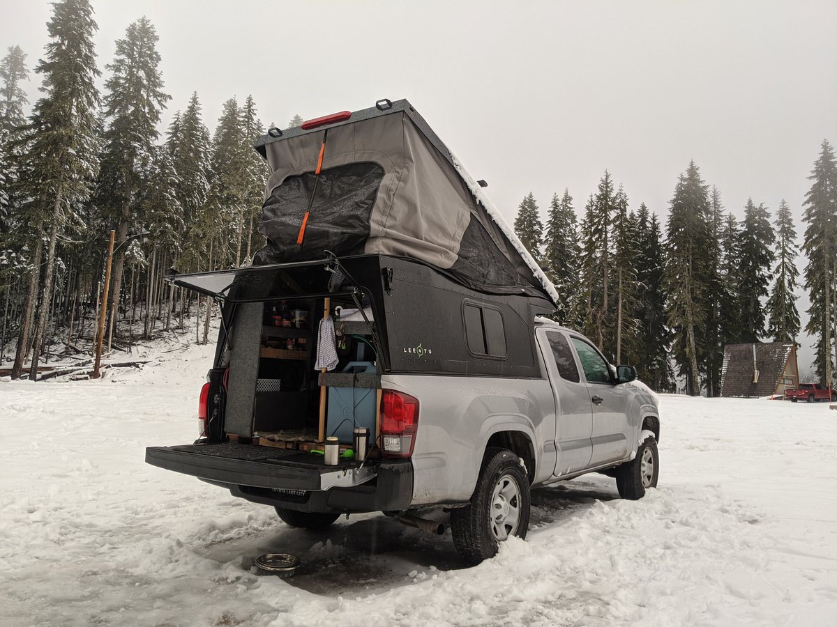 AndrewMilks's tweet photo. My best friend being damn cute! #vanlife #skiseason #coldcamping https://t.co/Z8TUPFlFDb