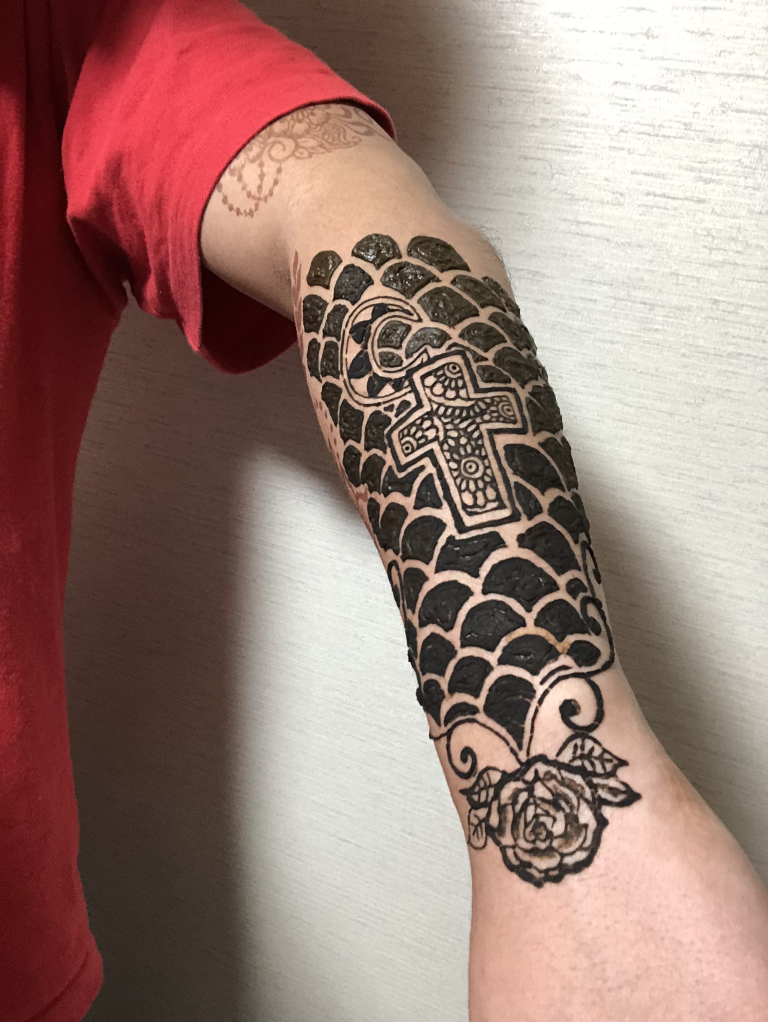 山本 雅弥 剣乱舞翔華団 Onepiece カイドウ登場 T Co Dujvh3ndcr Youtubeより 百獣のカイドウの左腕をヒントに描いてみた 向きは逆だけどね それにしてもカイドウの能力かっこ良過ぎる 欲しい メヘンディ メヘンディアート ヘナ