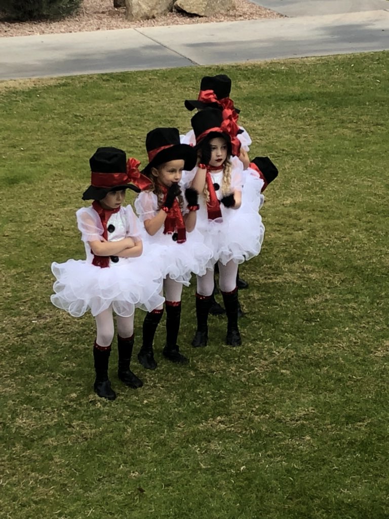JanePoston's tweet photo. These little dancing reindeer and snowmen are TOO MUCH! #chandler #tumbleweedtree https://t.co/DQLT6EWXxe