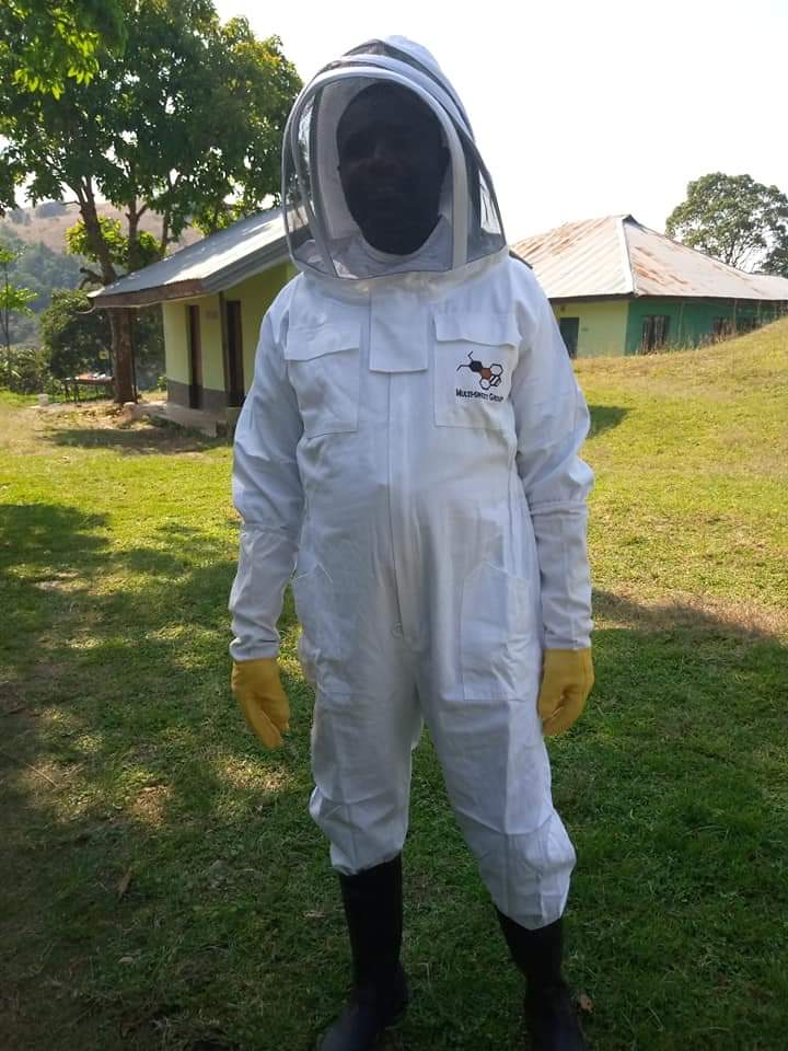 Ngel_Nyaki's tweet photo. @Ngel_Nyaki sees #BeyondBees as a significant opportunity to support local community and the #forest which support Bees. The project targets to train and equip men in harvesting and women in processing and selling of honey. #ForPeopleForPlanet
@sharon_ikeazor @sulbyrd07 @FMEnvng https://t.co/1LcH4vcmXs