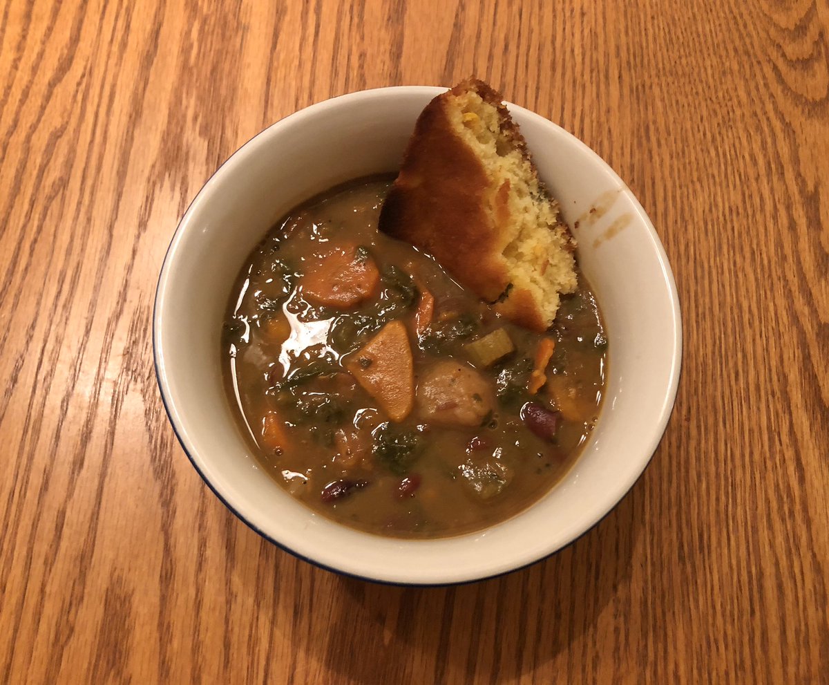 thirdwardzen's tweet photo. If I tell you this cook whatcha got soup wasn’t delicious, I’d be lying 😋 https://t.co/fnZvpCaeEC