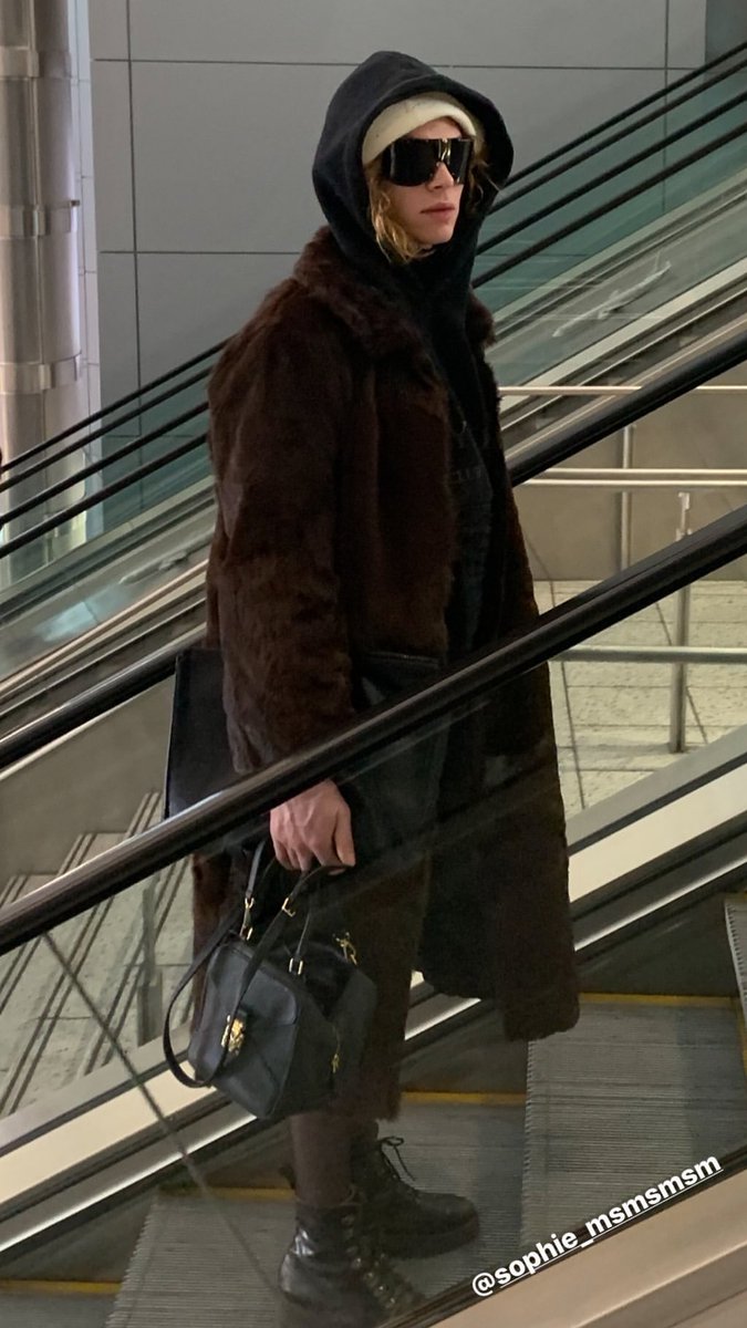Sophie Xeon Updates On Twitter Sophie Today She Looks Cozy Via Ciciaran S Ig Story