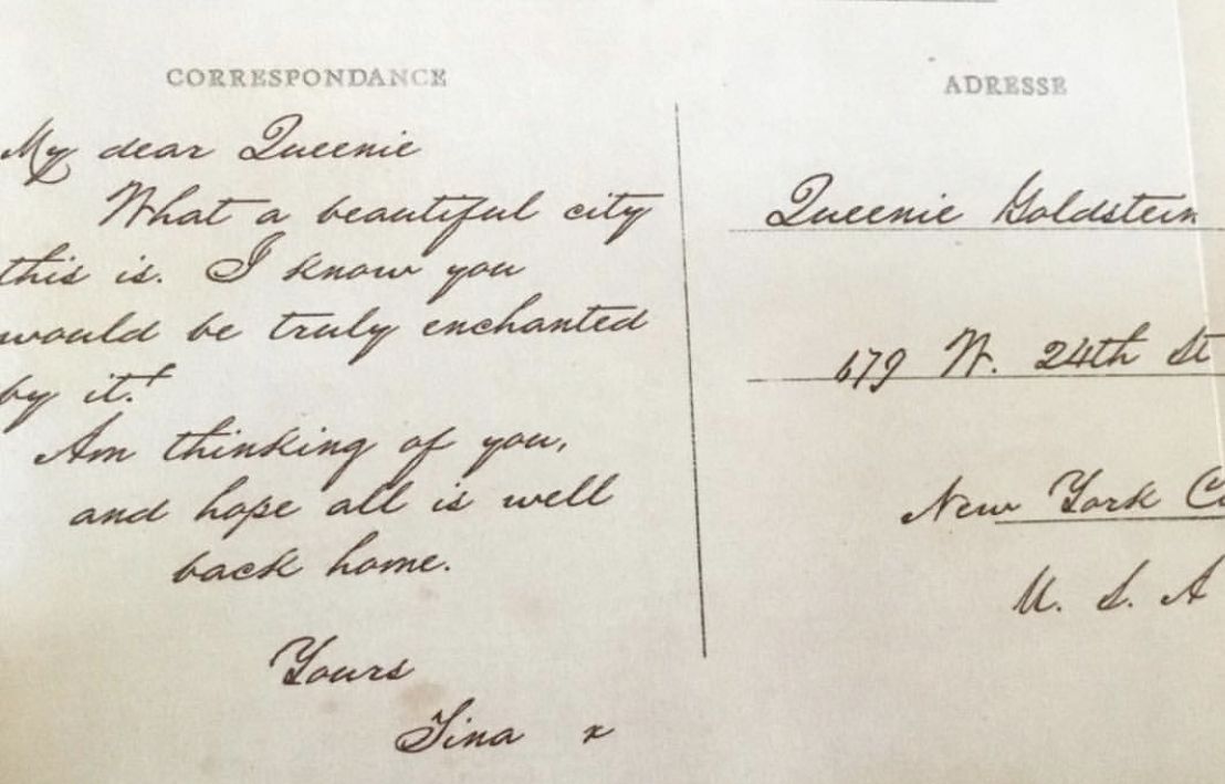 It's #NationalLetterWritingDay, so we're sharing this postcard from Tina to Queenie. 😭 If only Queenie had found Tina in Paris before Vinda had come along... #FantasticBeasts