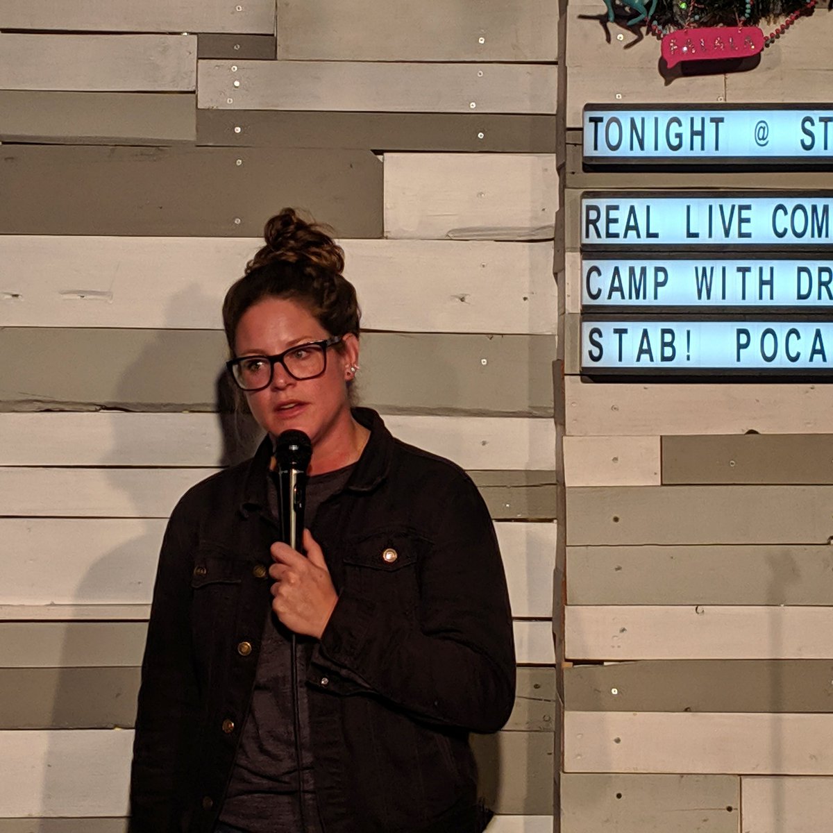 RLComedians's tweet photo. Emma Haney fucking shit up at our sold out show at STAB! last night
@emmaiscool69 @stabcomedy #sacramento #saccomedy https://t.co/jTH9zvMKJB