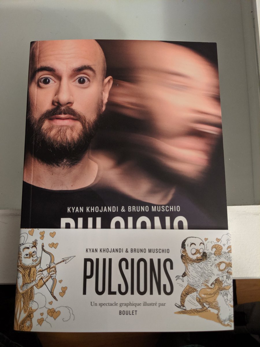 g_krom's tweet photo. Ce soir j'ai rencontré un homme, j'ai kiffé un spectacle 
#bref jai passé une bonne soirée
Merci a @kyank @Navo_ prend ton temps 👏 https://t.co/cXUMoovYSA
