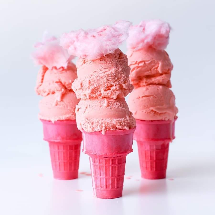 rolliesfc's tweet photo. Not too many things say happy Saturday like Cookies n Cream or Cotton Candy... Fortunately for you, we have both today!!! 

Open 12pm to 10pm today
3695 Kirby DR Ste 123
Pearland TX 77511

#cottoncandy #cookies #frozentreat  @ Rollie's Frozen Custard https://t.co/G4wAzmRBH8