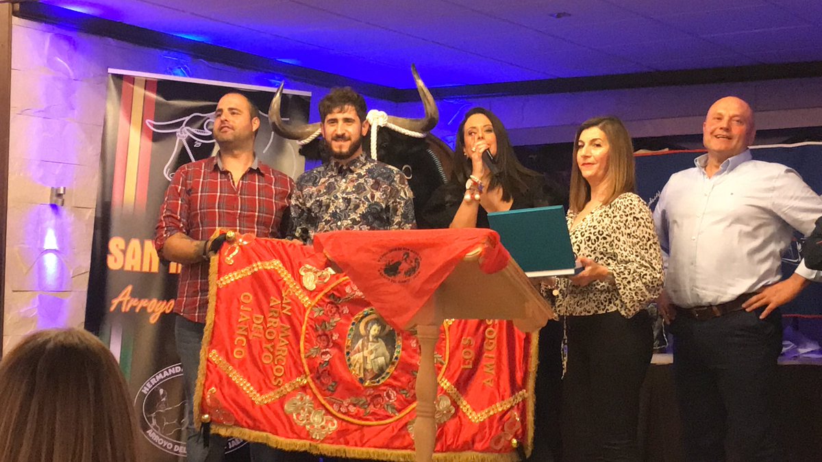 aquitepillo's tweet photo. Cena Hermandad Arroyo del Ojanco - Premio al mejor aparejo: Peña Los Amigos #arroyodelojanco #sanmarcos https://t.co/TmNurHcq6P