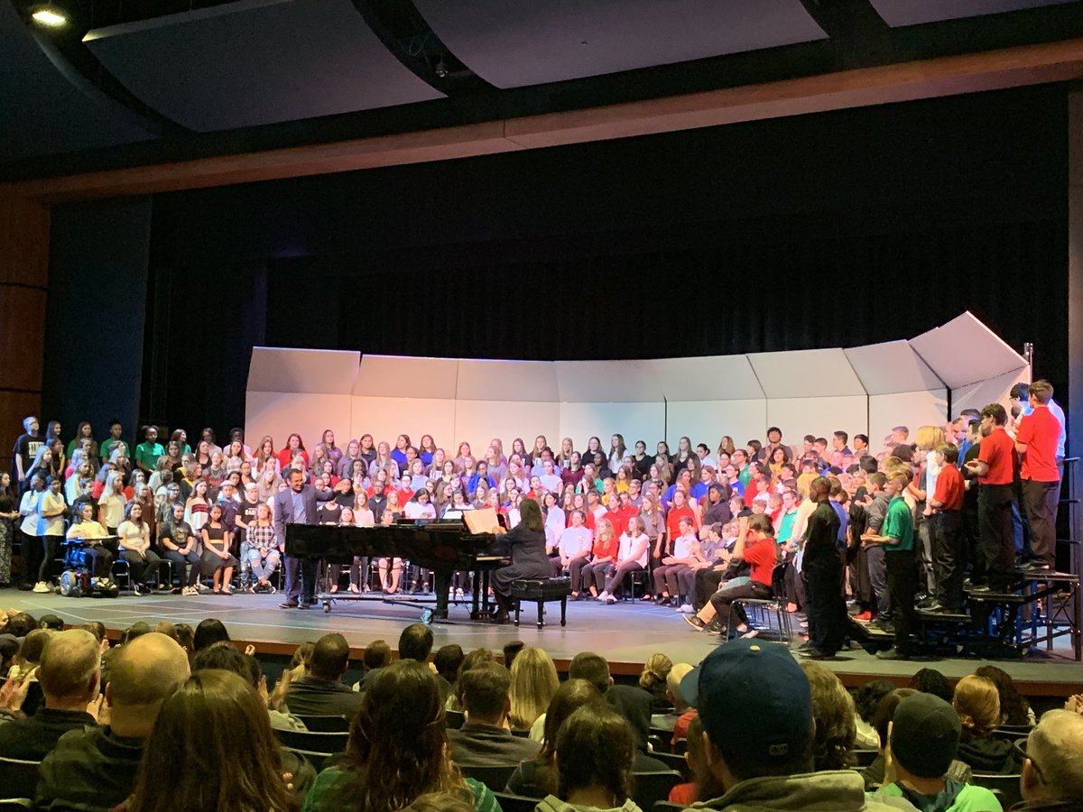 MrsKKing17's tweet photo. #FortProud of our #OTFalcons and ⁦⁦@otmschoirs⁩ Mrs. Button representing at KC Metro Honor Choir! https://t.co/mDTiAiVem6