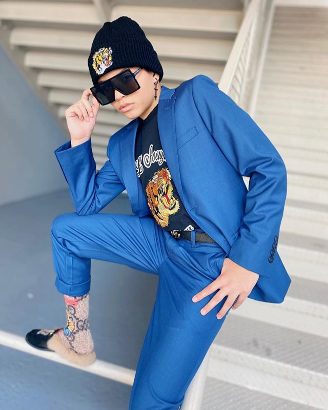 KaylerRaez's tweet photo. The Perfect dress suit for
Perfect Holidays by TO Collection✌🏼
https://t.co/GPEprQBV85
10-Photo Gallery: https://t.co/j6XUb3AnSV
Instagram: https://t.co/8wm6HwQSe7
Famous Birthdays: https://t.co/8a6DeIb6Lf
WEBSITE: https://t.co/VQYvBjMHsD
#kaylerraez #tocollection #stylishkids https://t.co/f5CiFDk3Hi