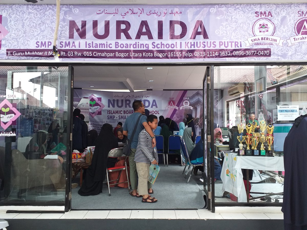 SmaIslamic's tweet photo. Nuraida hadir disni @Expoasesi PRJ kemayoran, Yuk kunjungi booth kami 

#expoasesi #sekolahsunnah #salaf https://t.co/eZ3wu8sQZa