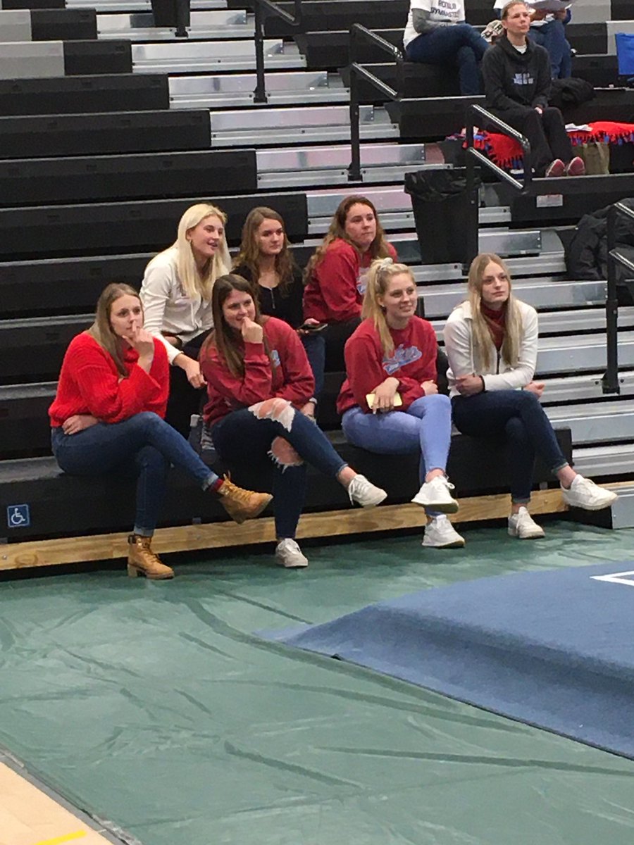 lakergym's tweet photo. Always great to have Laker Alumni come back to support “their” team. #sailsfull #onceaLakeralwaysaLaker https://t.co/ghFff4PxMF