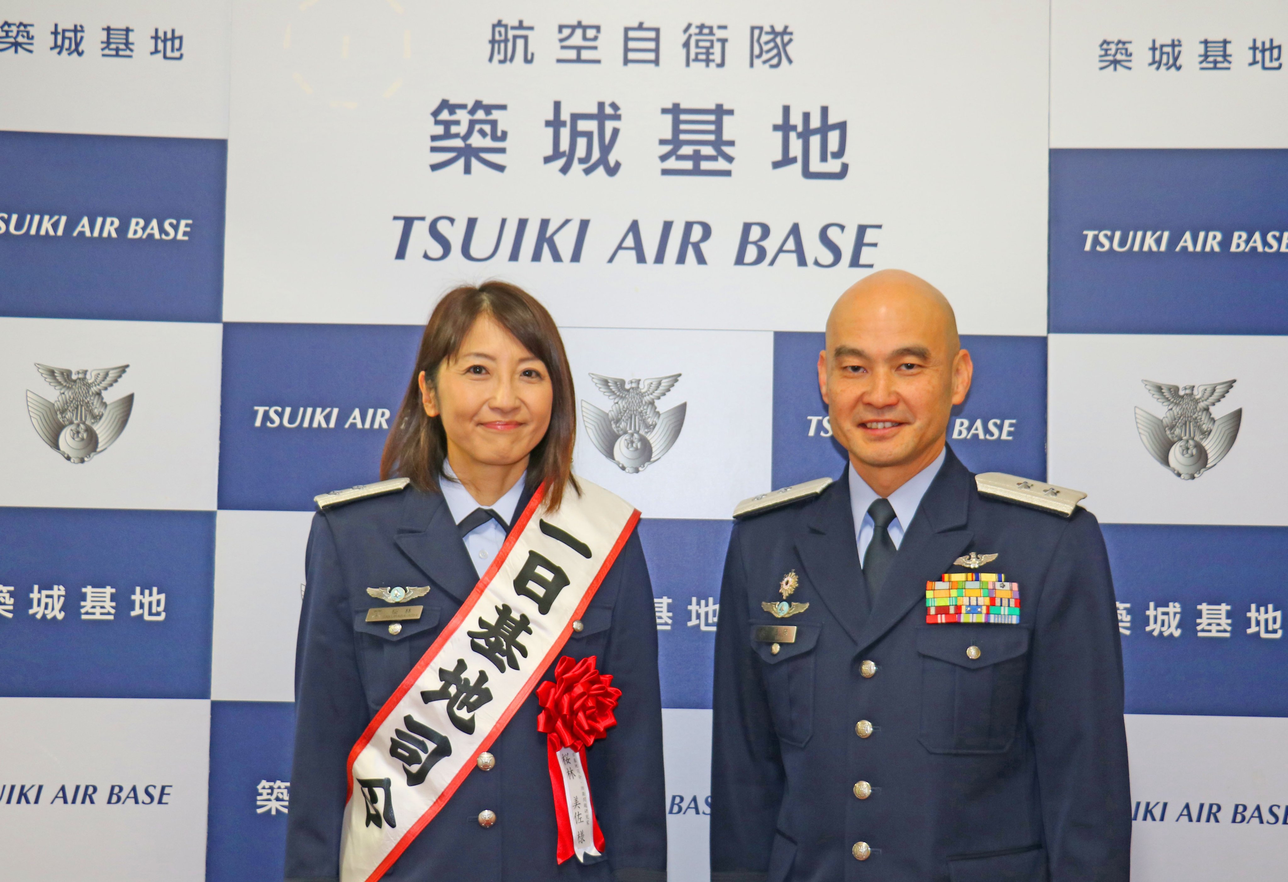 航空自衛隊 築城基地 本日の一日基地司令は 桜林美沙 さんです 様々なイベントに登場予定です お楽しみに 築城基地航空祭19 一日基地司令