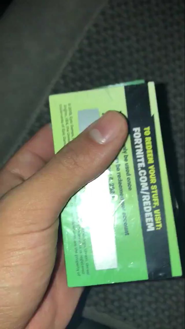 Floatysells's tweet photo. (NOT GOING FIRST) I am selling CHEAP MINTY CODES HURRY BEFORE THEY RUN OUT DM TO PURCHASE. Don’t waste time

#fortnite
#mintycode
#MintyPickaxeCode #Mintyaxecode #mintypickaxe #mintypickaxecodes #MintyBundle
#FreeMintyCode   #MintyCodesFREE https://t.co/2gDBqff9eu