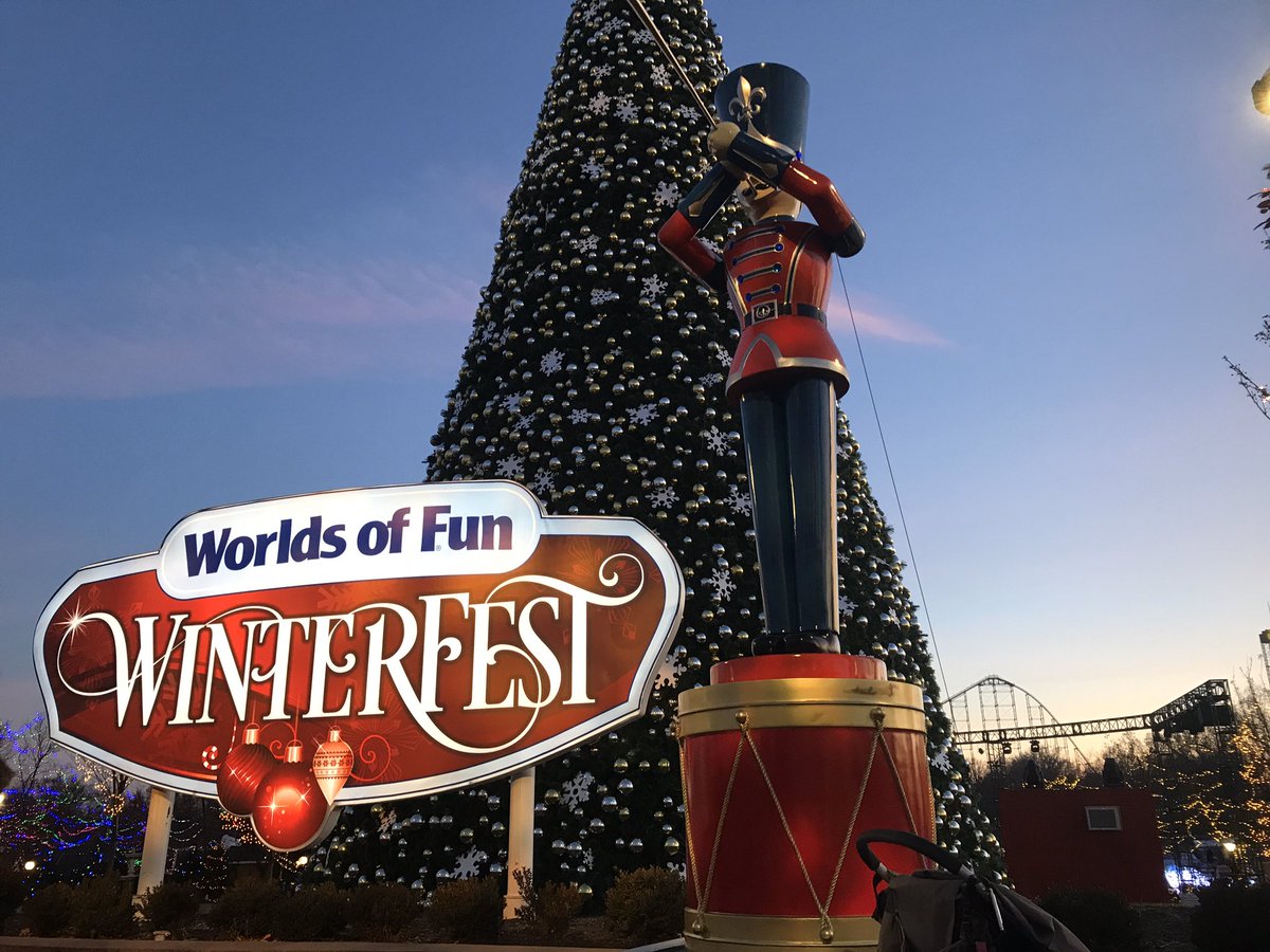 worldsoffun's tweet photo. Itโs lovely weather for a sleigh ride together with you! โค๏ธ๐โค๏ธ๐
#WinterFestKC https://t.co/dQvVPGqHM1
