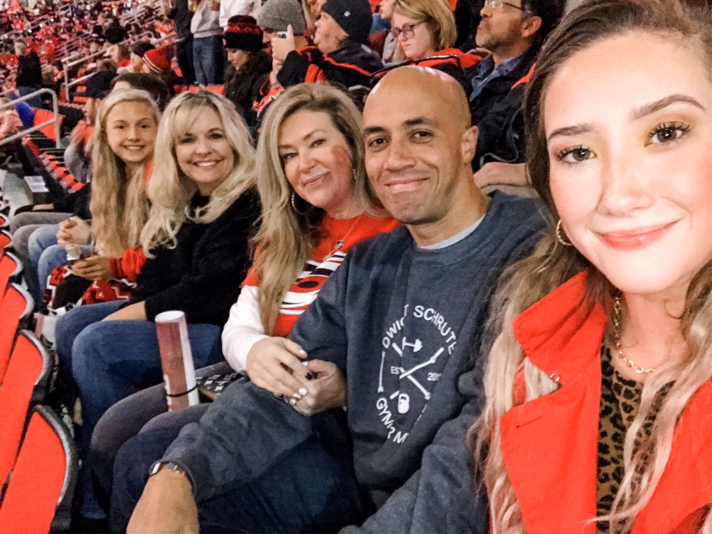 cindywortiz's tweet photo. #letsgocanes #beentoolong @canes #firsttimerhere @dyfytn https://t.co/kR5p5Sd5qA