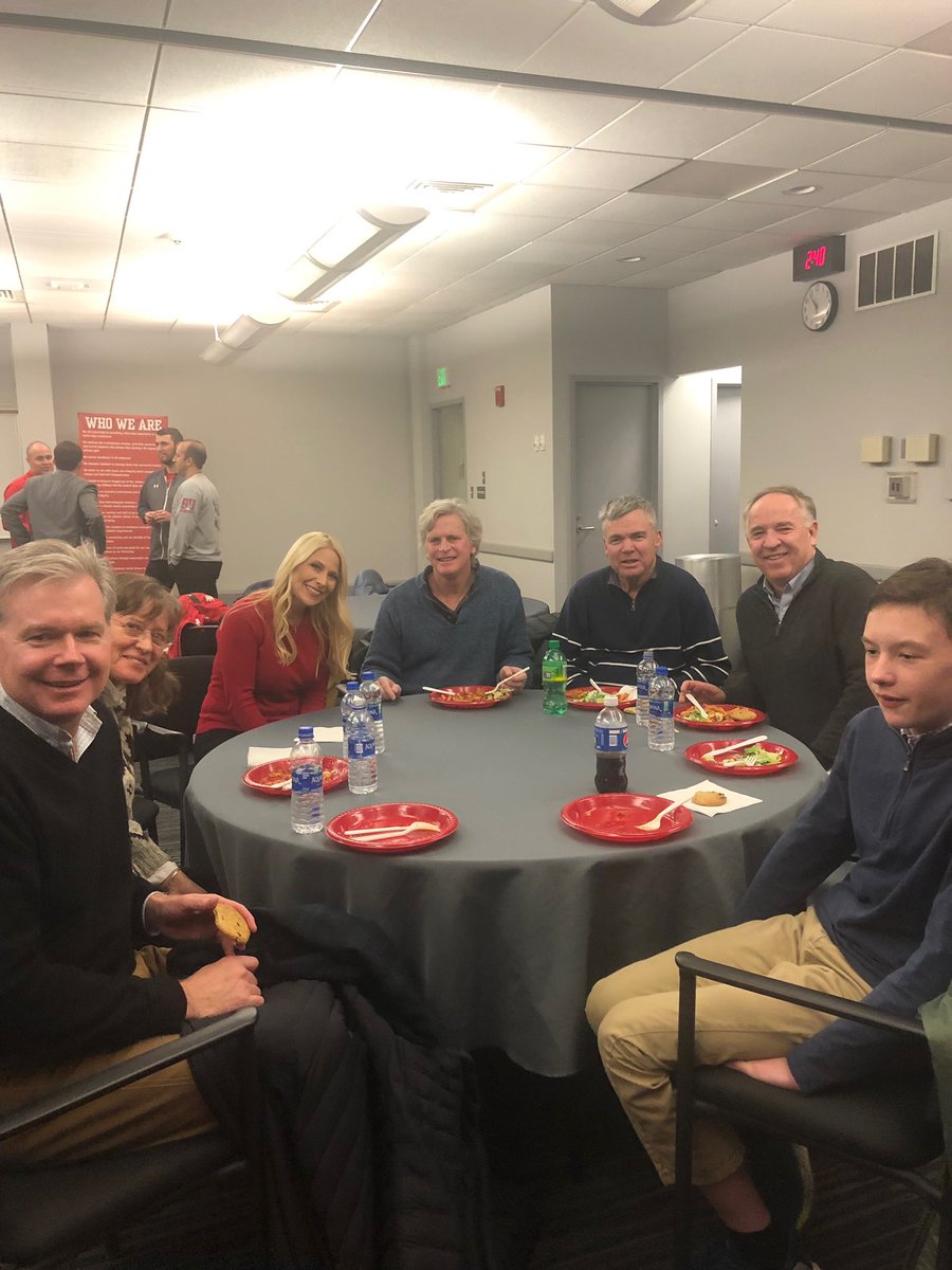 TerrierFund's tweet photo. Welcoming BU Tennis Alumni back to campus today with a buffet dinner and a private suite in Agganis Arena as @TerrierHockey takes on Northeastern! https://t.co/4phriMWI3h