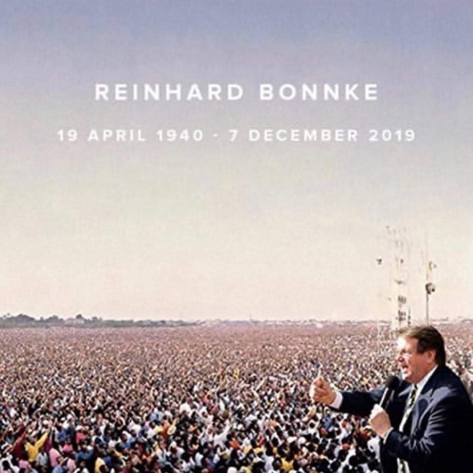 ProphetBarnaba1's tweet photo. You have fought a good fight of faith, galant soldier of Christ. Words alone can even manage to describe you. I called you the world combine harvester, and true you are because you depopulated hell to populate heaven. 

Rest in eternal peace Evangelist Reinhard Bonnke. https://t.co/ReGUGQpT1N