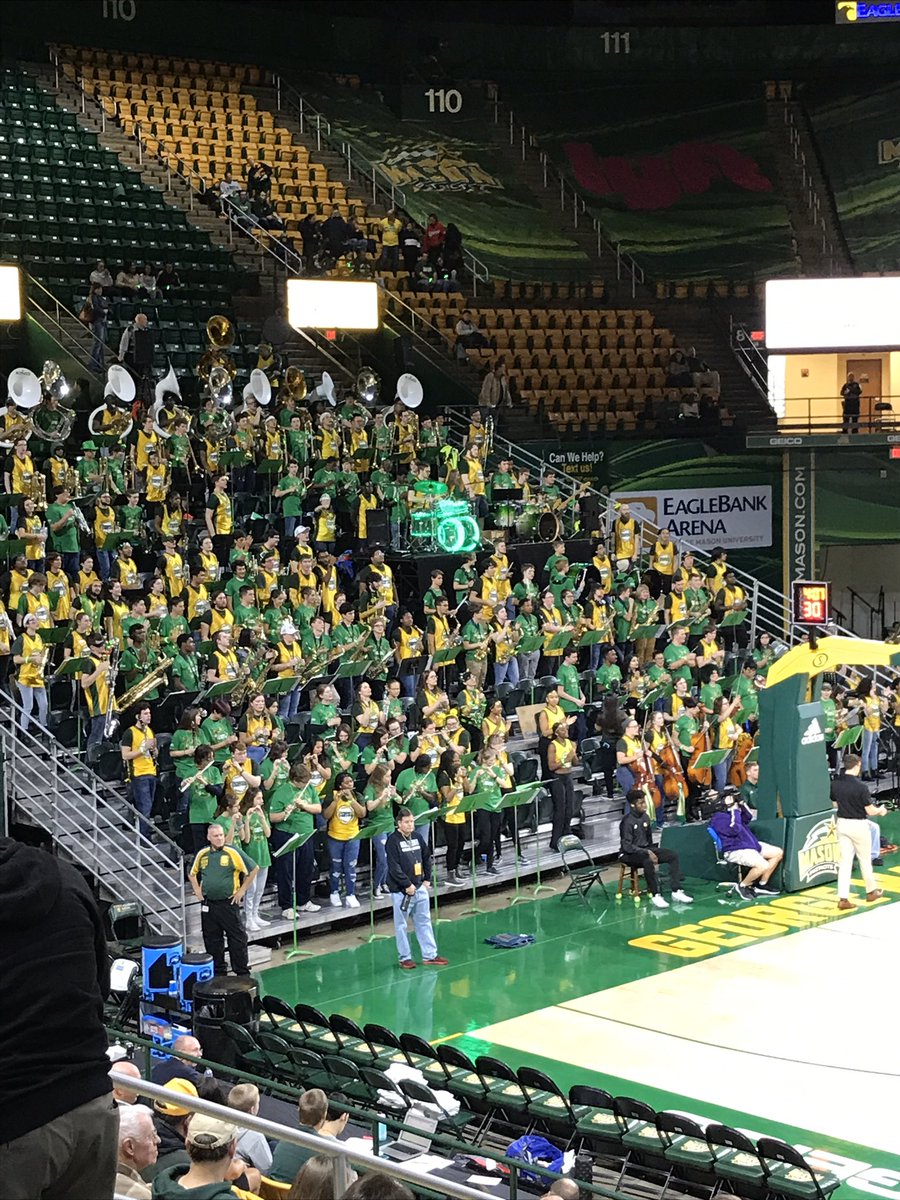 CPESband's tweet photo. Bravo to all the FCPS high school students performing with the @gmugreenmachine tonight!  You are on fire!!! #bandkidsrock #musicforlife #gomason https://t.co/IXb0pxgGWV