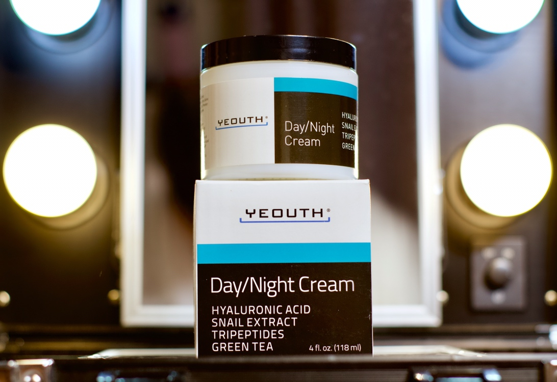 yeouth day and night cream