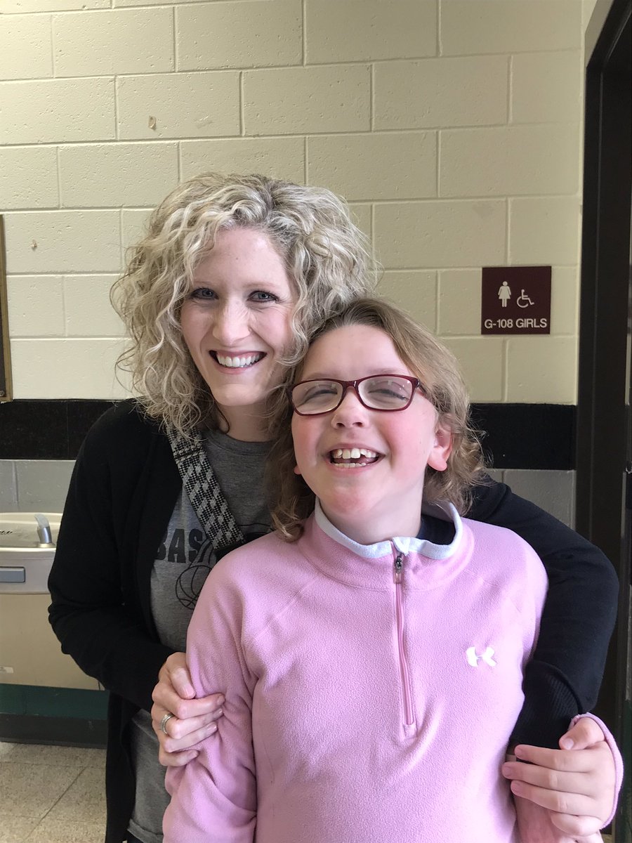 KathrynSmerker's tweet photo. So when people ask why it’s important to Drop Everything And Tribe at Clark Creek ...THIS! Relationships that are built make us stronger and better! @leah_johnsonsK and @Mrs_Blakes thank you for building our culture! #sixTribesONEnation #tadewi https://t.co/i2I7cyEHr4