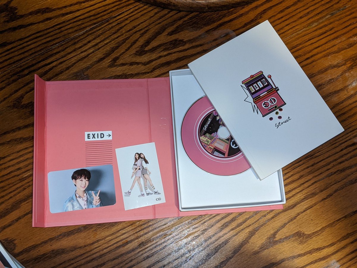 _hobiihope's tweet photo. EXID ~ Street $15

#albumsforsale #forsale #exid #street https://t.co/xxjhbwpwMz