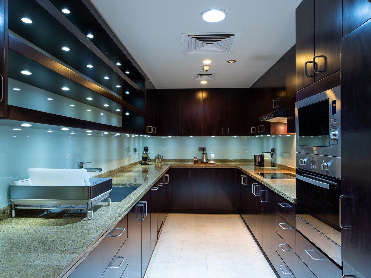 Do you know that all our apartments come with fully equipped kitchen? 

For enquiries: +974 4445 8888 | res.ccrd@rotana.com #StayRotana #Doha