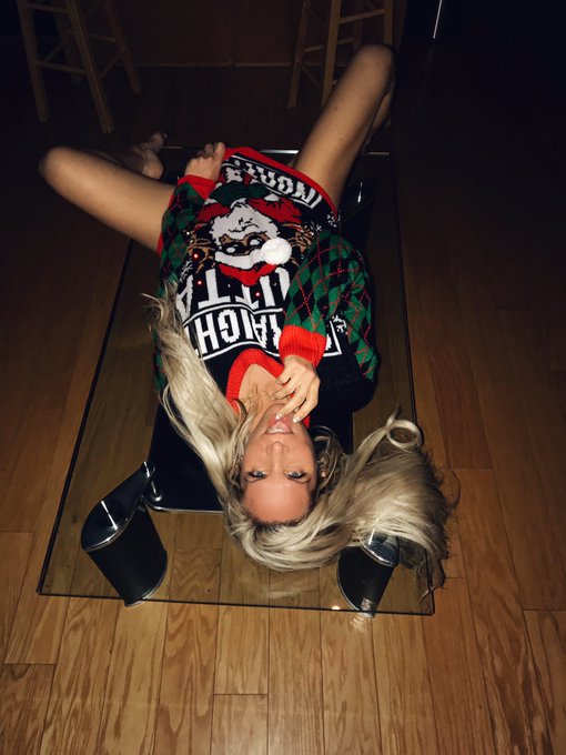 Christmas sweater ... what do you think? #nadianorth https://t.co/E6UDXJaHCi<a href="/tag/nadianorth"class="tags">#nadianorth</a>