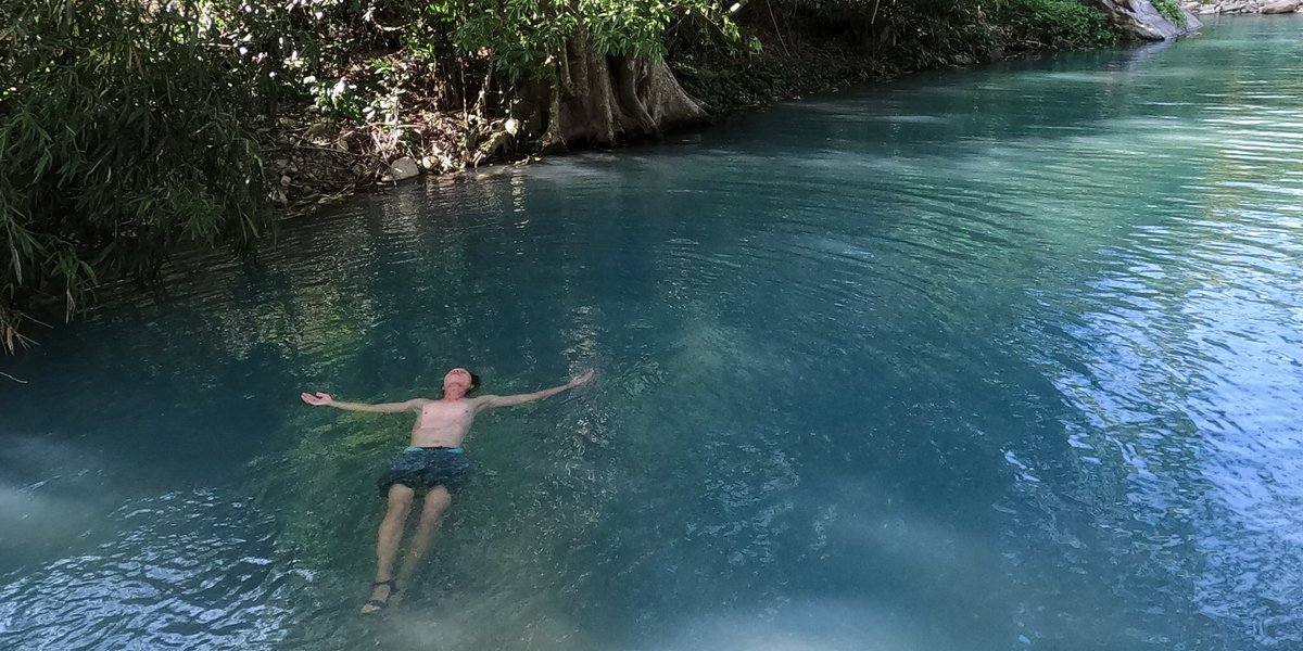 KonTraveller's tweet image. ลำธารสีฟ้าแบบนี้อยู่ที่
บ้านสวนงาม แก่งคอย จ.สระบุรี
น้ำใสจริงกระโดดเล่นได้สบาย
ตอนกลางคืนอากาศเย็นสบายมาก
ทริปนี้พกแค่กล้อง GoPro8HeroBlack มีต่อ

#TravelwithGoPro #ReviewThailand
#GoProThailand #GoPro8HeroBlack