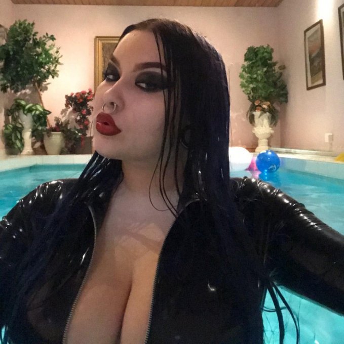 Sexy gothic latex pool photoset! by @MeredithXXX69 https://t.co/9pZM1oge2w Find it on #ManyVids! https://t<a class="tags" target="_blank" title="On Twitter" href="/?out=eyJ0eXAiOiJKV1QiLCJhbGciOiJIUzUxMiJ9.eyJpYXQiOjE3MjIzMTI2NjQsImlzcyI6InR3cG9ybnN0YXJzLmNvbSIsIm5iZiI6MTcyMjMxMjY2NCwiZXhwIjoxNzUzODQ4NjY0LCJyZWRpcmVjdF91cmwiOiJodHRwczovL3R3aXR0ZXIuY29tL01lcmVkaXRoWFhYNjkifQ.9SI6WNOWFWRAf70xg3cBIHrshxomTpVGnP_Sx31JBeIOEIn1S_mGVdteqYmSHah7-MOtt_fqDk1ap8cyj0E-eg">@MeredithXXX69</a><a href="/tag/manyvids"class="tags"><span>#manyvids</span></a>