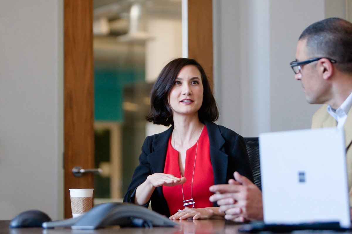 Running PowerShell cmdlets for large numbers of users in #Office365: msft.it/6013TVgIt