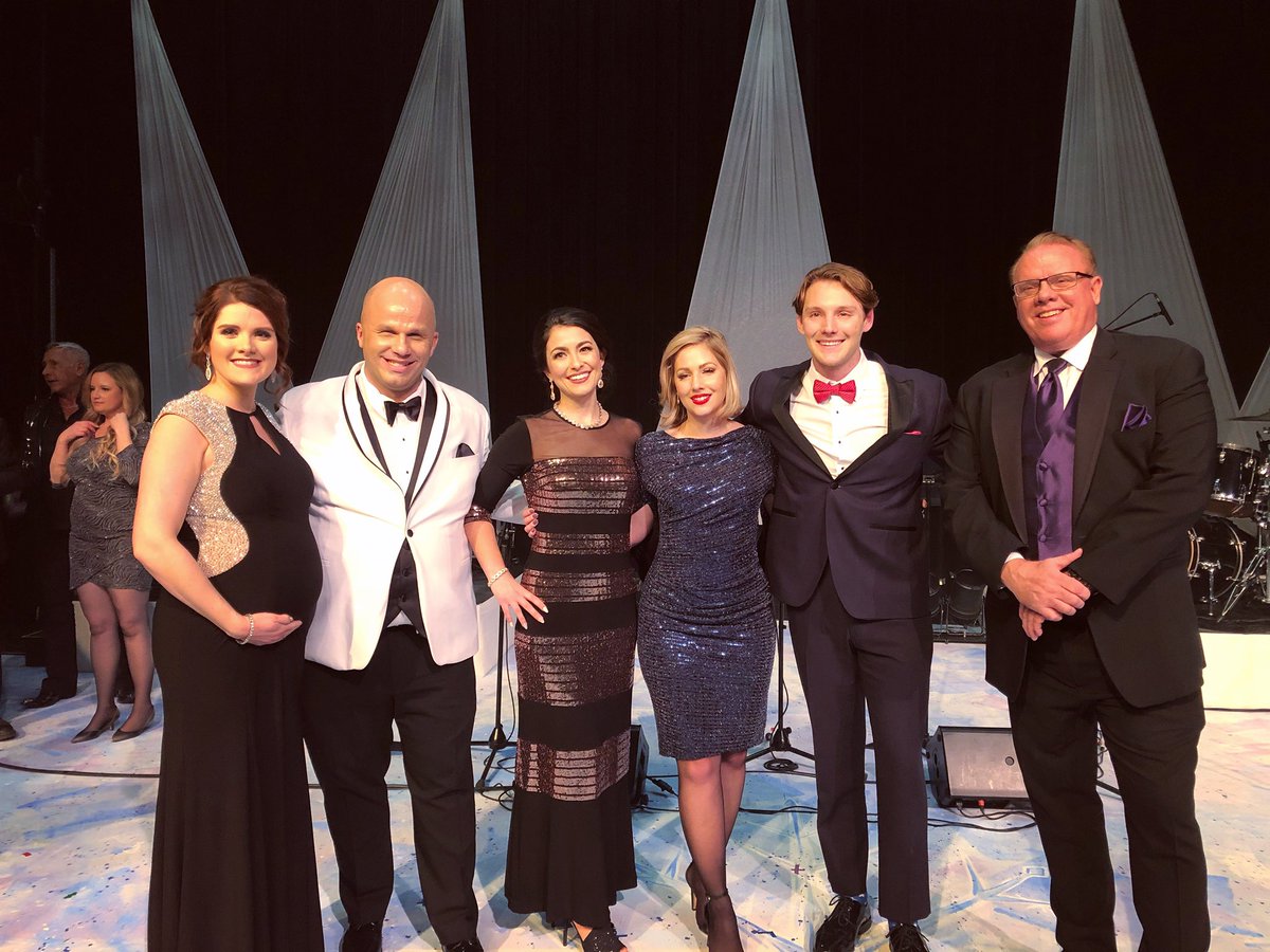 CTVTelethon's tweet photo. & that’s a wrap! This years Telethon raised a total of $283,000! WOW! Thank you to everyone who helped make this years Telethon a success! #ctvlionstelethon #ctvlionschristmastelethon #ctvtelethon https://t.co/zWZxyF77Kb