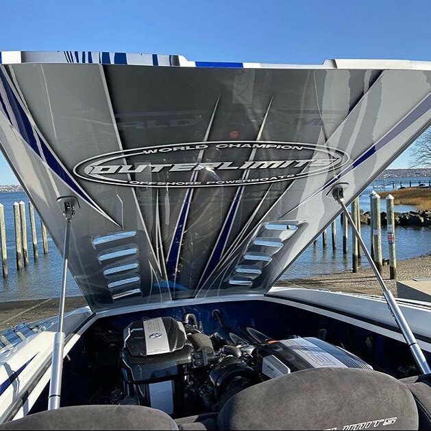 BoatStars's tweet photo. Pair of Merucry Racing QC4V 1100/1350’ in one of Outerlimits most recent SL50. Photo credit: @outerlimitsoffshorepowerboats  #outerlimitspowerboats #twins #mercuryracing #qc4v #50 #footer #boat #life #perdormance #power #boating #boatstars https://t.co/u0e0ej4wVF https://t.co/N0jKtgKMSB