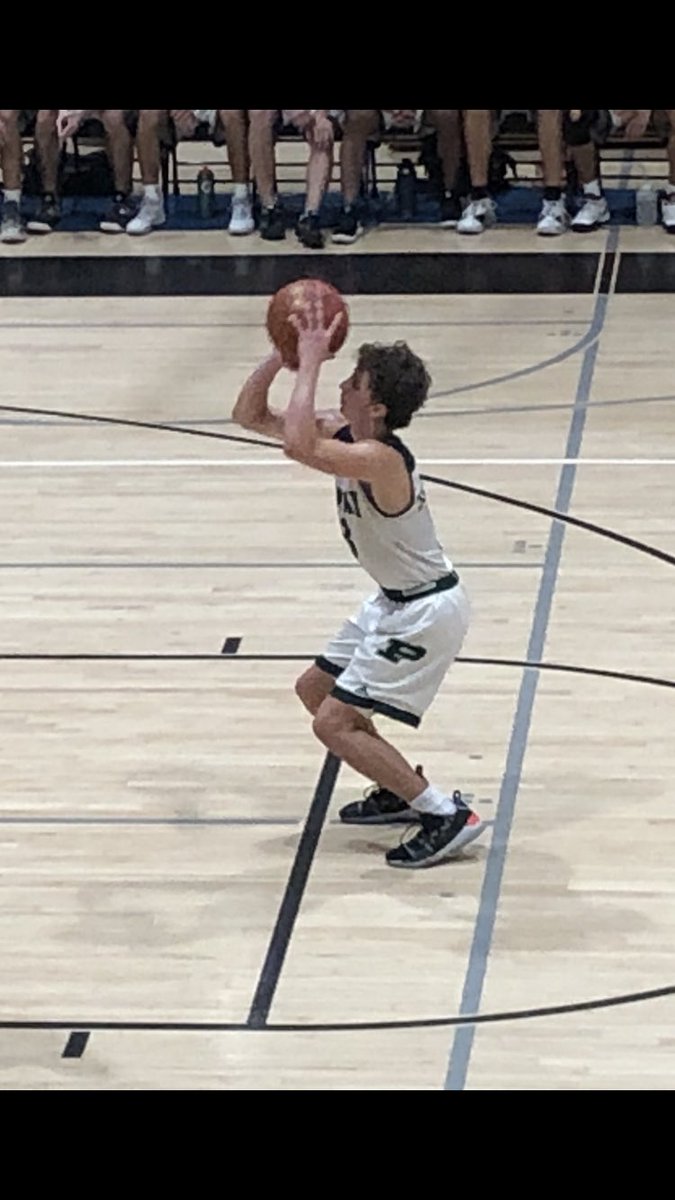 LACourtReport's tweet photo. Your West Hills Tournament MVP, @AdamSevier from @PowayBoysHoops. Looking forward to seeing this creative &amp; tough senior point guard on Dec 14th at the BSN event at Carlsbad HS. 
#GoodGuards https://t.co/hSib6fiTSO