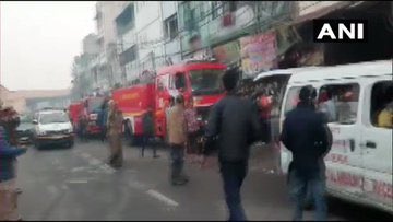 WaddeyAli's tweet photo. #BreakingNews | 32 people dead in fire at a factory in Delhi's Anaj Mandi area, reports news agency ANI. https://t.co/6fNFK3nr1w