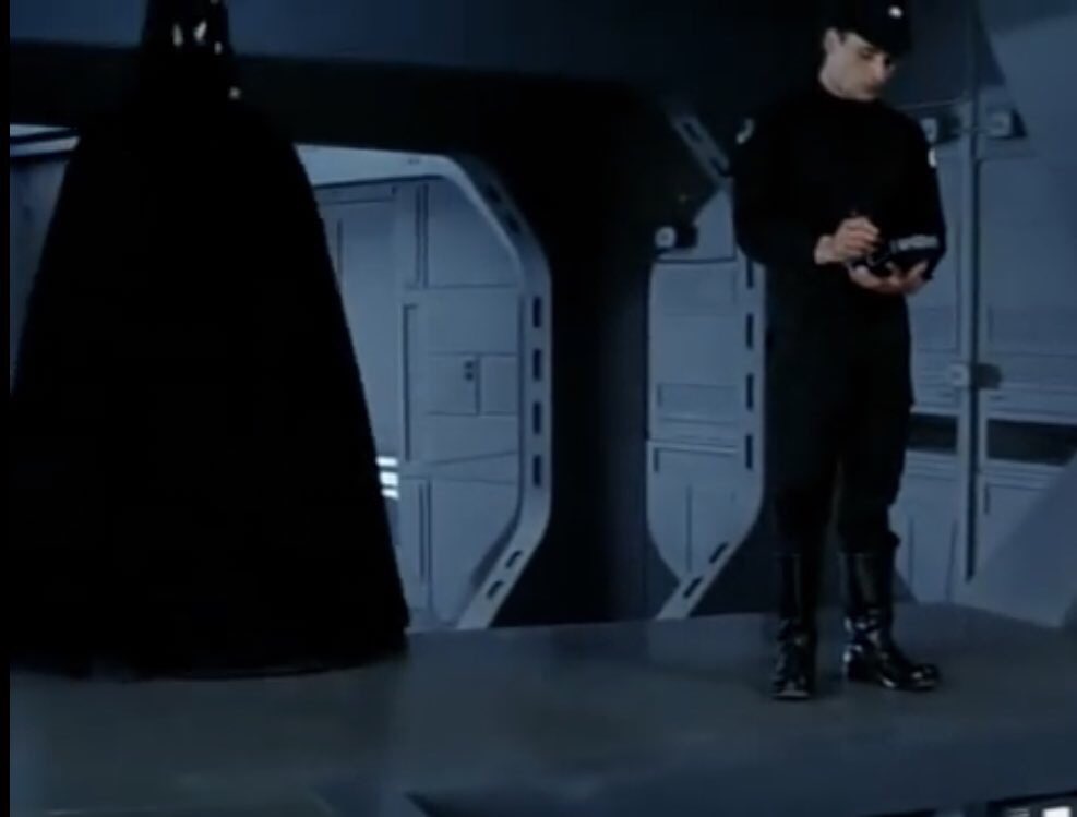 SSD_Executor's tweet photo. @TheJediTheSith1  [Proximity sensors detect the presence of the Supreme Commander. The corridors glow a bit more brighter as the lighting adjusts just for him.] https://t.co/gxkLKagDsN