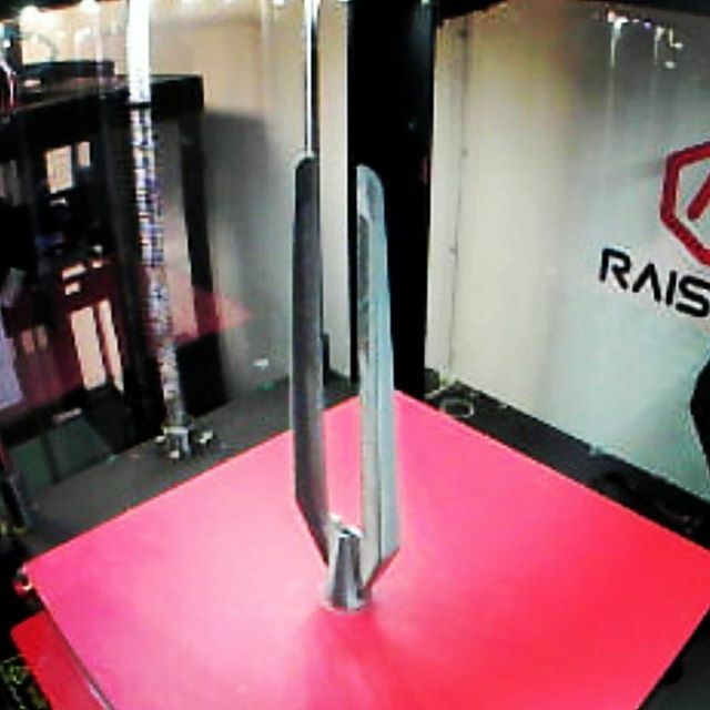 JoshVV's tweet photo. I love #raisecloud but I wish the camera has better resolution... Anyway, guess what I'm #3dprinting!

#3dprinted #3dprint #mandalorian #pulserifle #starwars #disneyplus #cosplay #mandaloriancosplay #themandalorian #yesdisintegrations https://t.co/i7u8qaTaMr https://t.co/d9rVGuooiV