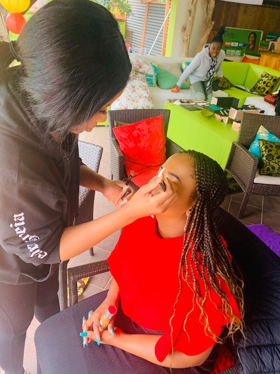RAC_NPO's tweet photo. The makeup artists @nuphoria_co @cole_empire (IG) ♥️🙌🏾🙏🏾  Thank you so so much 

#RiseAfricanChild #Matric2019 #MatricDanceDrive #2ndannual https://t.co/cNKF7uF0xe
