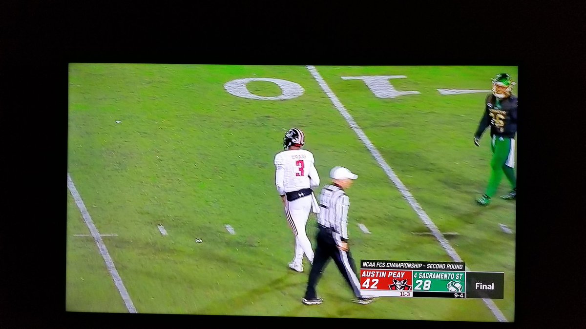 jasmin0224's tweet photo. Congratulations @GovsFB very proud of each one of you! #GovsLead #APSU #peaypix #apsumsc #BeaGov #LetsgoPeay https://t.co/kY86ZFFCu3