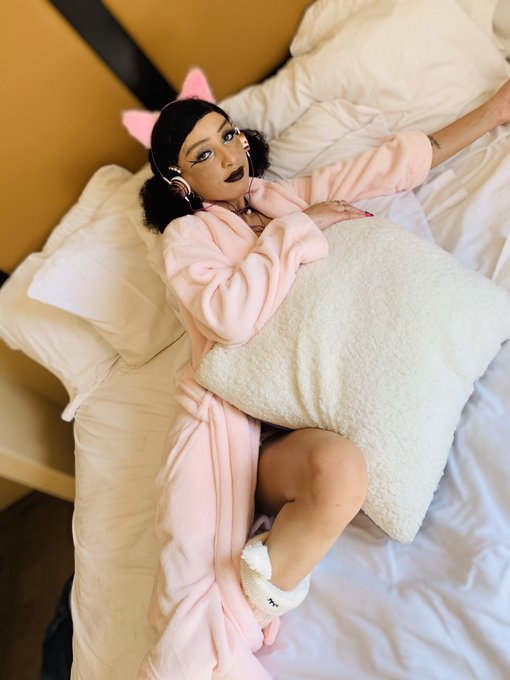 Hi 💓 https://t.co/BvISLS2vZ4<a href="/tag/newprofilepic"class="tags"><span>#newprofilepic</span></a>