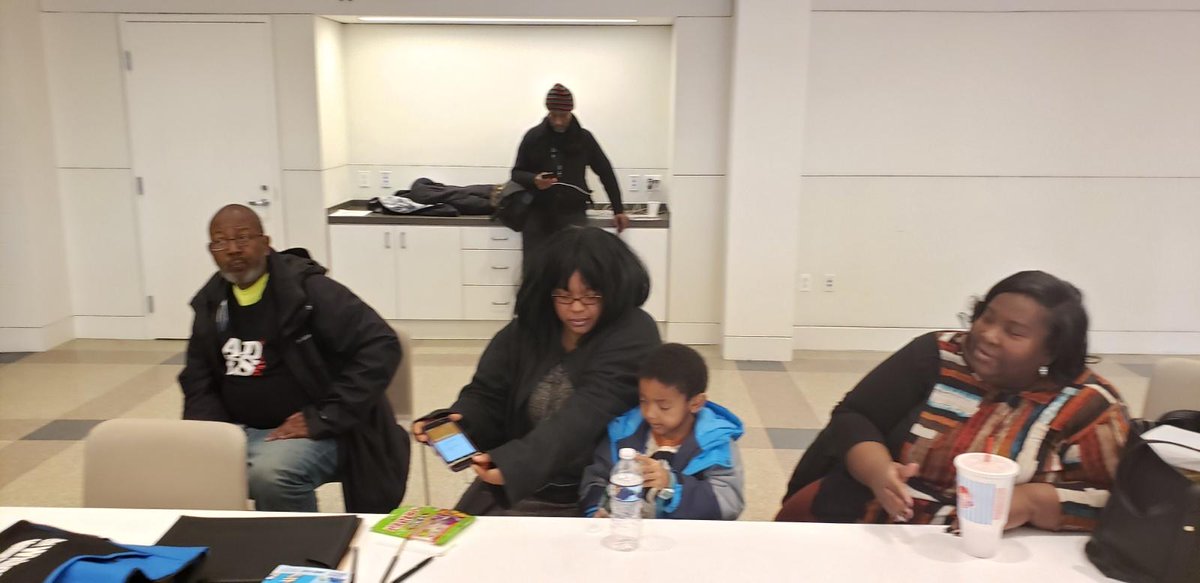 USADOSphilly's tweet photo. Today was a great day for #ADOSPHILLY. We held our 5th meetup and welcomed five new people to ADOS Philadelphia.We encourage any and every #ADOS person in #PHILLY to join us on this journey to #Reparations and a #blackagenda https://t.co/axrllurTLP