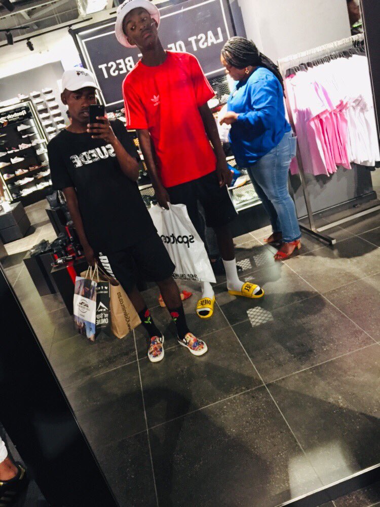 Mandelic__SA's tweet photo. Miss my brother #TaylorGee alreadyπ©π₯Ί https://t.co/rdT4rMFl3p