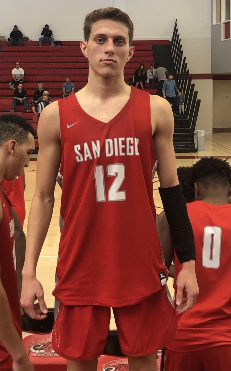 SDCC freshman G Makiah Morris 11pts/14rbs/4ast in the Knights (80-60) win vs Moorpark College. #gpnation <a href="/makiahm23/">Makiah Morris</a>