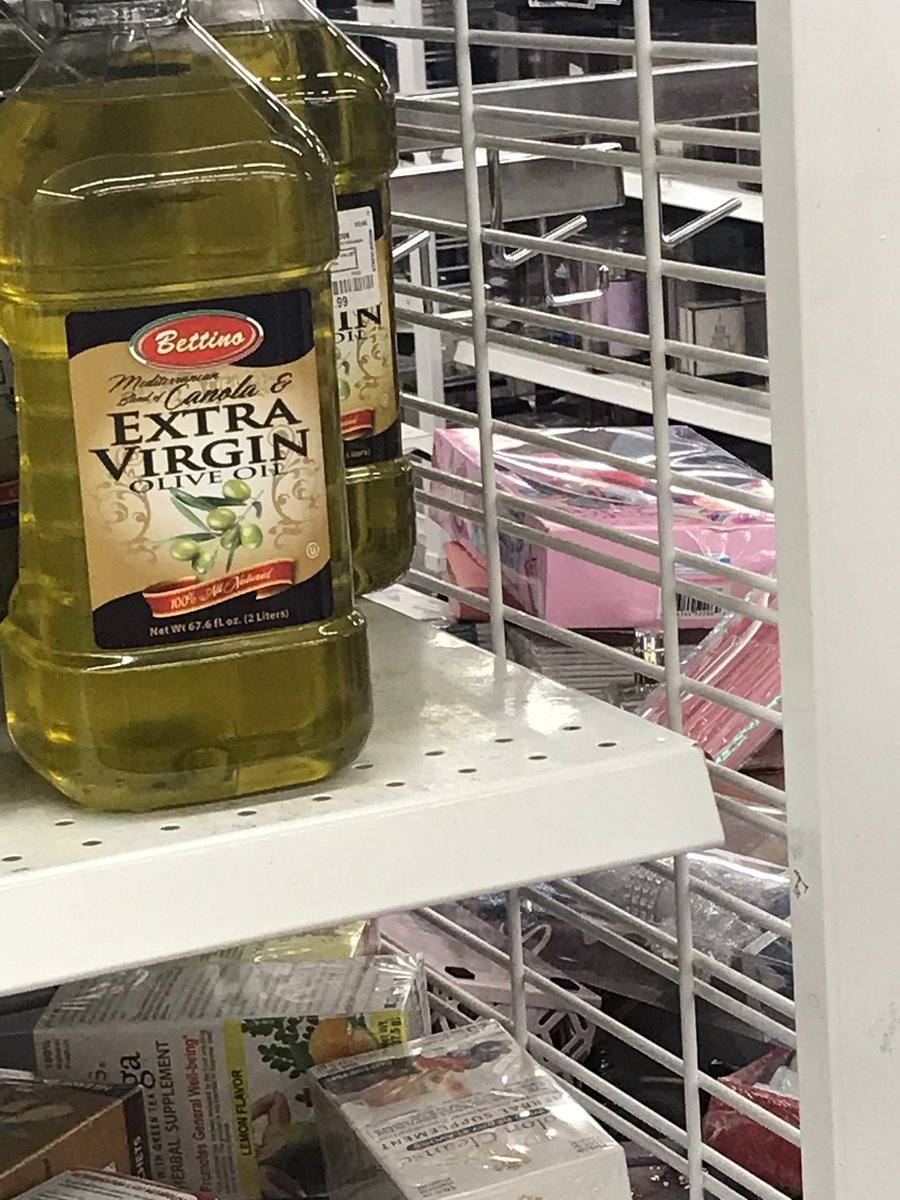 liodredpanda's tweet photo. Wow and olive that says virgin https://t.co/qPl2JtTSgG