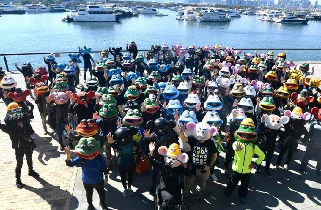 Klafmann's tweet photo. #Hobgkonger are insane lol
#LihkgPig
#LiPig
#Pepe
#HongKongProtests
#HongKong https://t.co/FlMQifNFtL