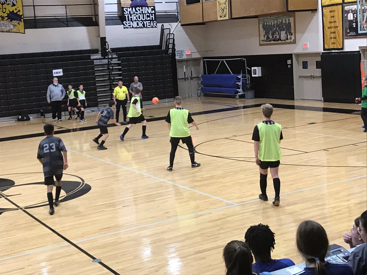 bigmacbearded's tweet photo. Loretto Mustangs U16 played hard against some really good teams at the Bobcat Bash futsal tourney. Made is to the final game and came up just short. Great job by current and future Mustangs. https://t.co/qvqAAPULYj