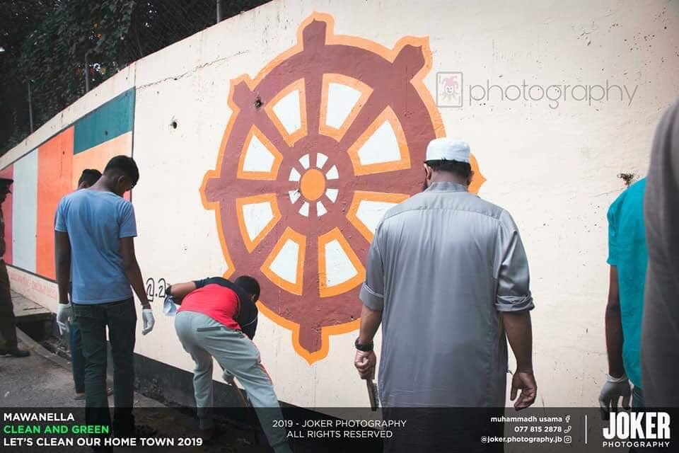 RamalanEisa's tweet image. Mawanella unites all the communities to a common goal. #SriLanka #StreetArtSL #Unity